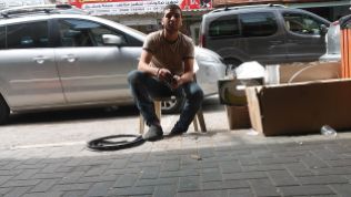 Qalqilya: punctures bike tire repaired… :)