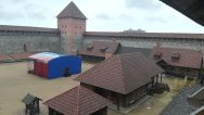 Lida vár az egyik leghíresebb Fehéroroszország építészeti műemlékei. Gedimin herceg parancsára 1323-ban alapították. Fő célja, hogy megvédje a földeket a Litván Nagyhercegség keresztyénektől, akik kedvelték Európa e részének nagyvonalú földjét. A kastély kétes esztétikai érzékkel rendelkező építészek restaurálják…