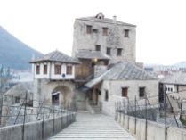 Csak világjárvány idején lehet így látni a Mostar városában lévő Öreg Hidat